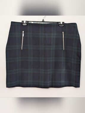 San Francisco Plaid Mini Skirt with Zip Pockets - Dark Green & Navy